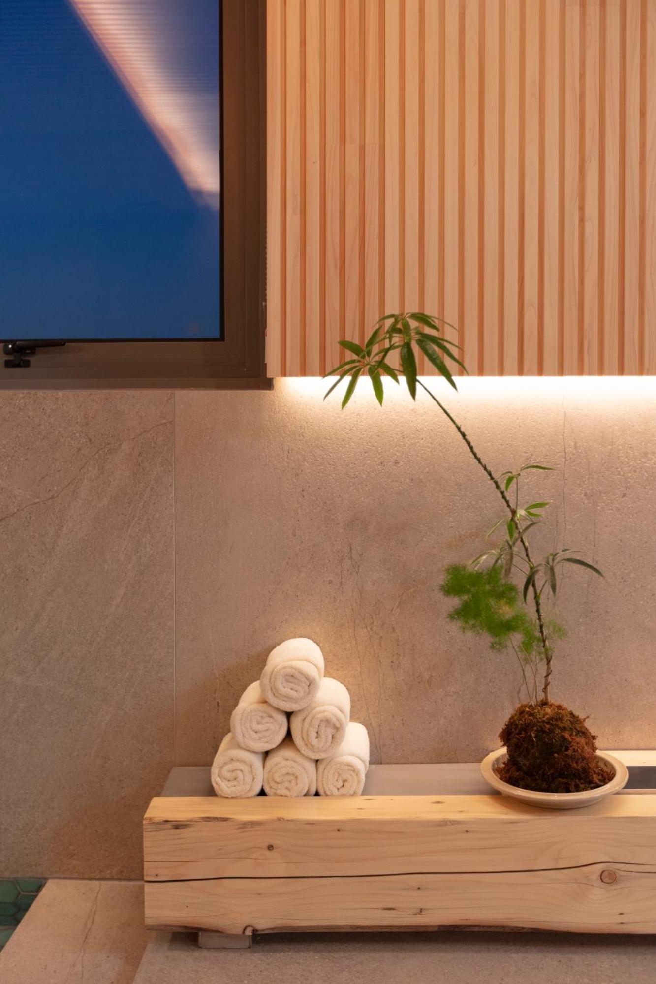 Pbr7 Hotel Unusual Stay Gyeongju Luaran gambar