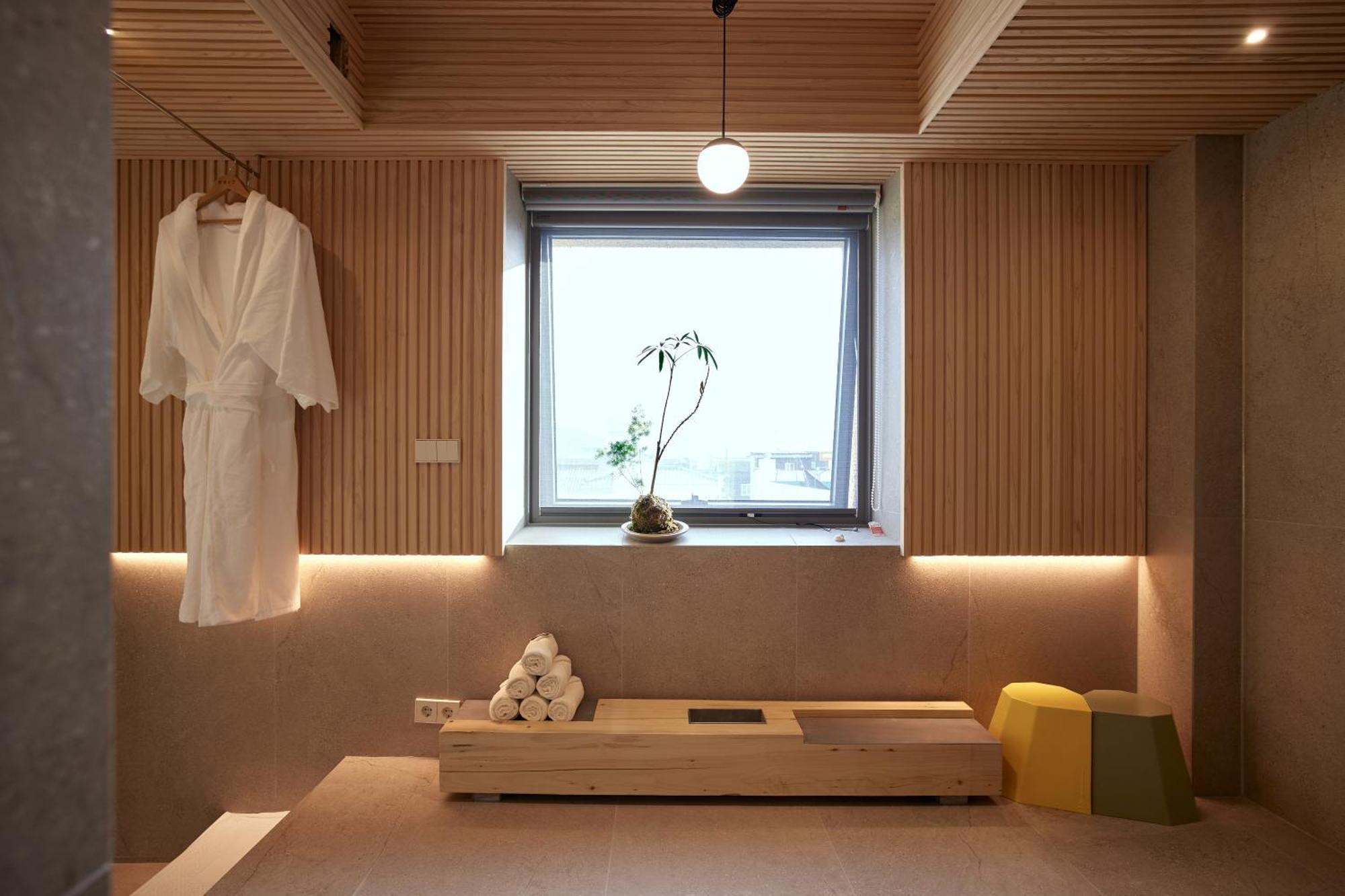Pbr7 Hotel Unusual Stay Gyeongju Luaran gambar